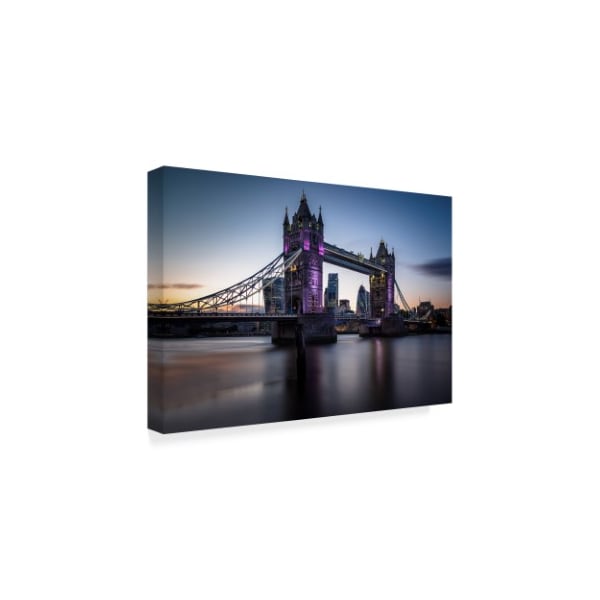 Giuseppe Torre 'Tower Bridge 2' Canvas Art,22x32